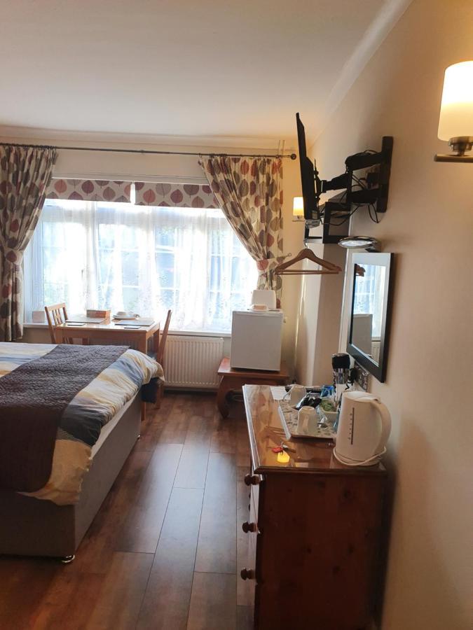Penryn Guest House, Ensuite Rooms, Free Parking And Free Wifi Stratford-upon-Avon Exteriör bild