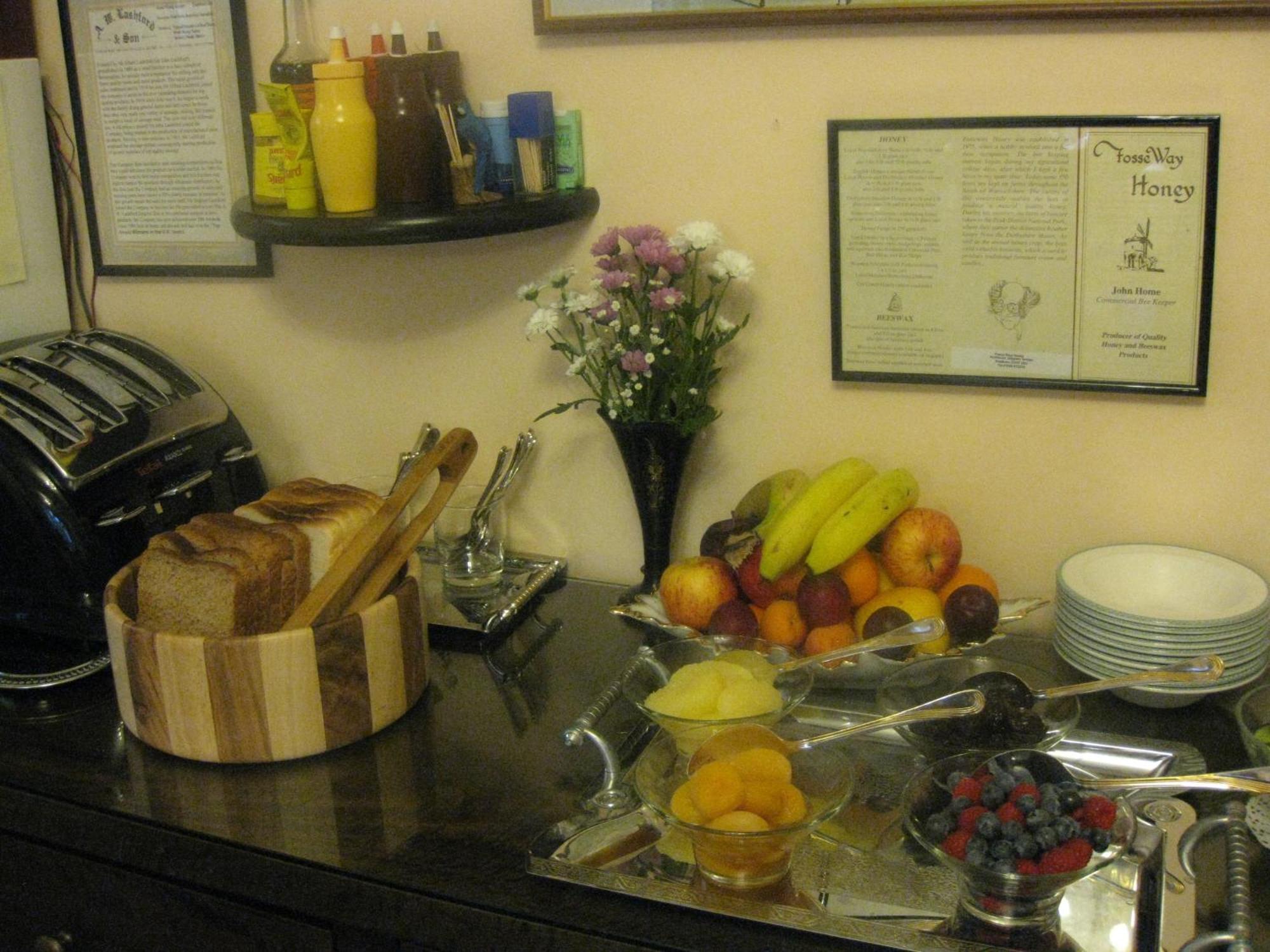 Penryn Guest House, Ensuite Rooms, Free Parking And Free Wifi Stratford-upon-Avon Exteriör bild