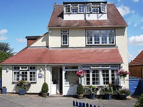 Penryn Guest House, Ensuite Rooms, Free Parking And Free Wifi Stratford-upon-Avon Exteriör bild