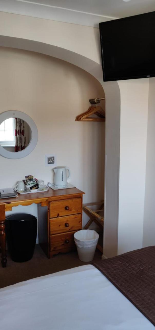 Penryn Guest House, Ensuite Rooms, Free Parking And Free Wifi Stratford-upon-Avon Exteriör bild